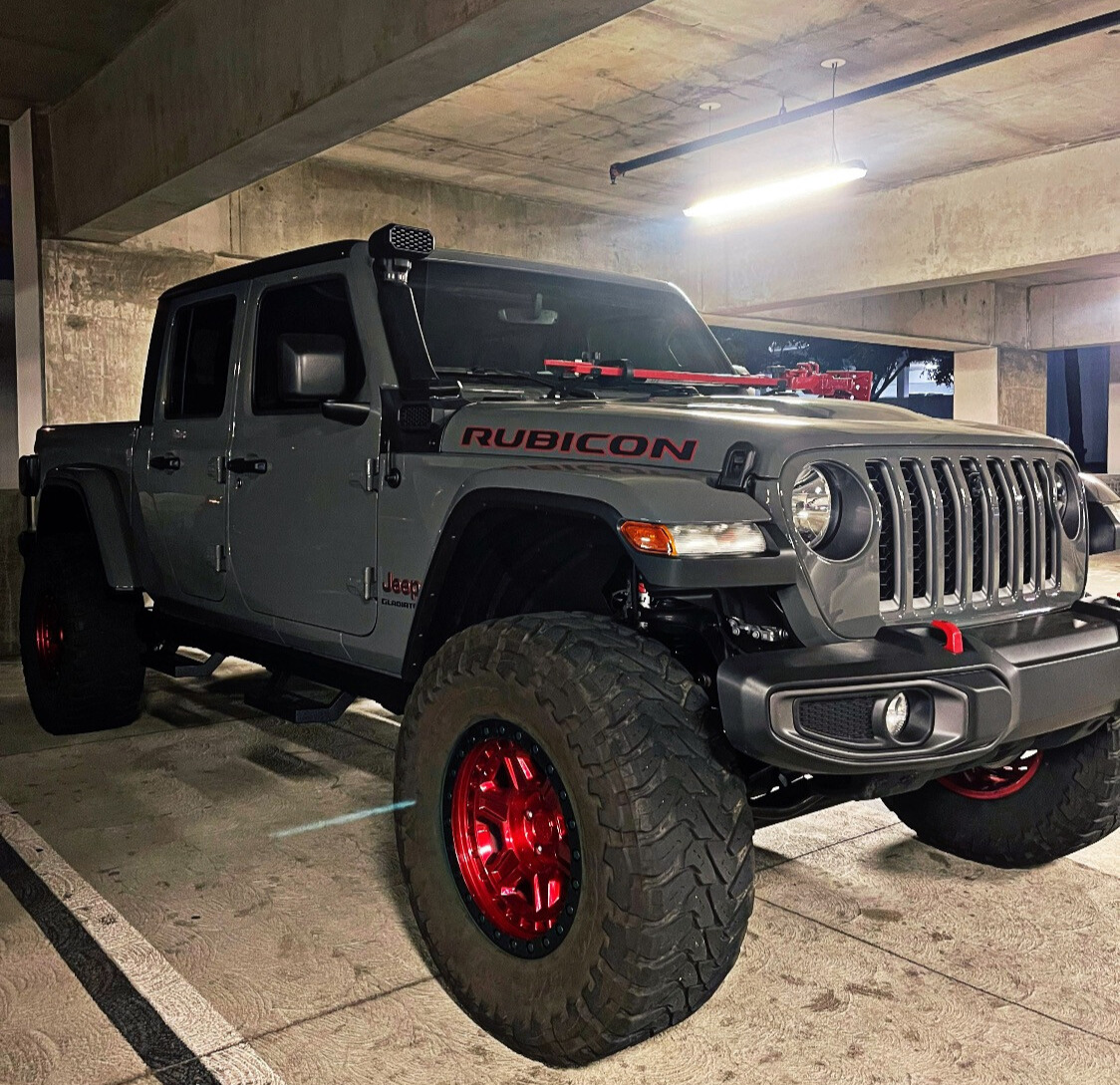 2022 Jeep Gladiator Rubicon with Fabtech Suspension Lift and Toyo Open Country M/T tires