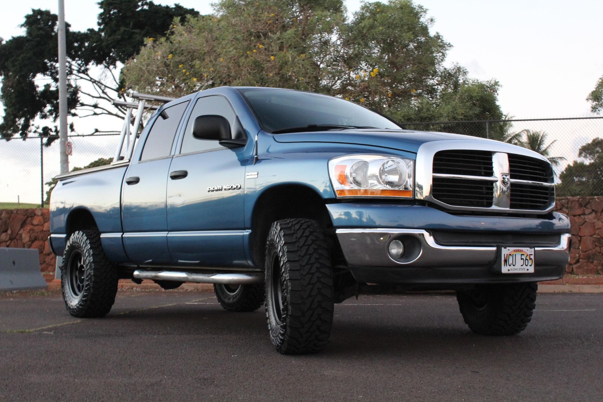 2006 Dodge Ram 1500 with Method MR701 wheels