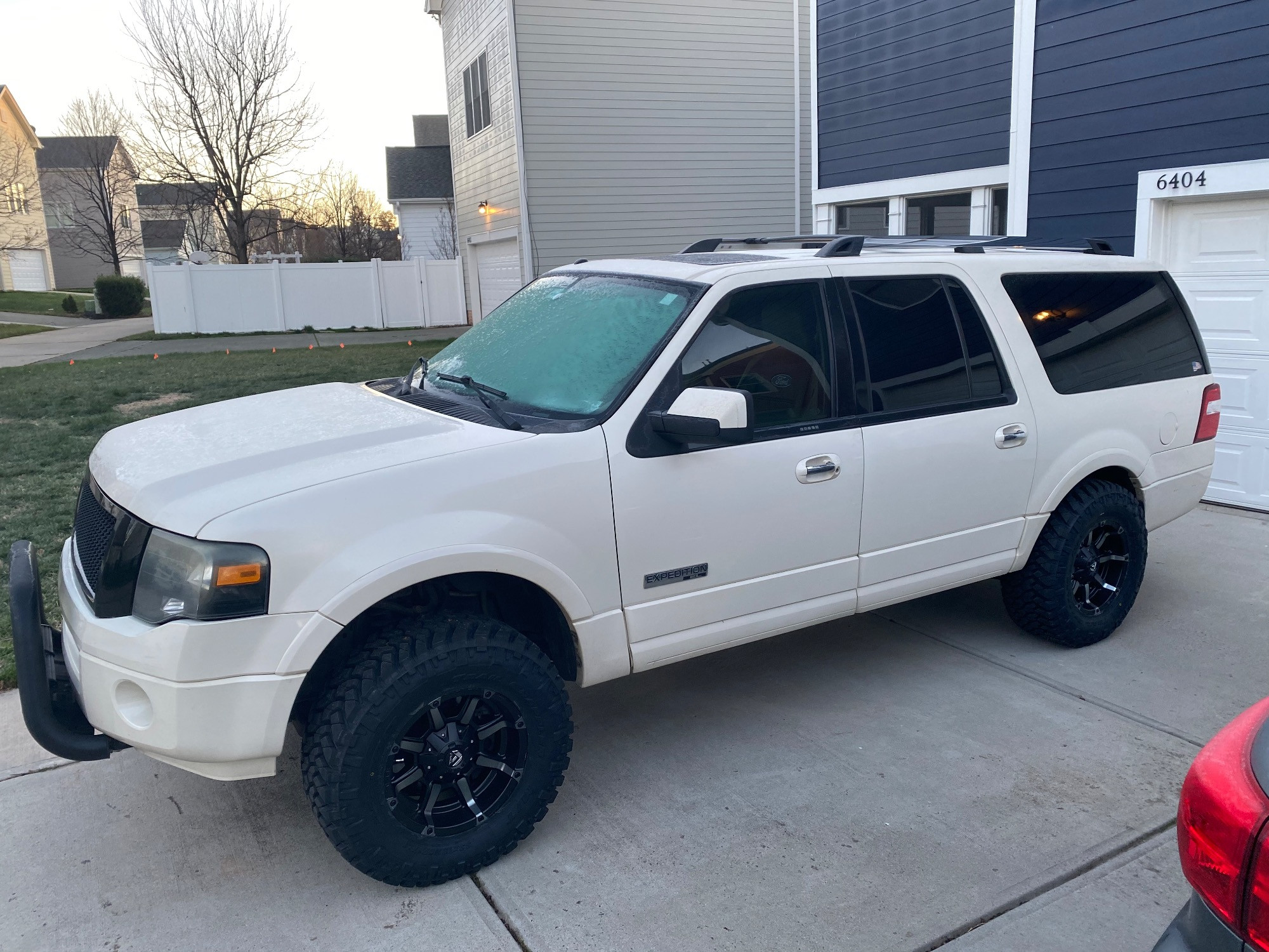 2008 Ford Expedition with Nitto Trail Grappler Tires and Rough Country Suspension Lift