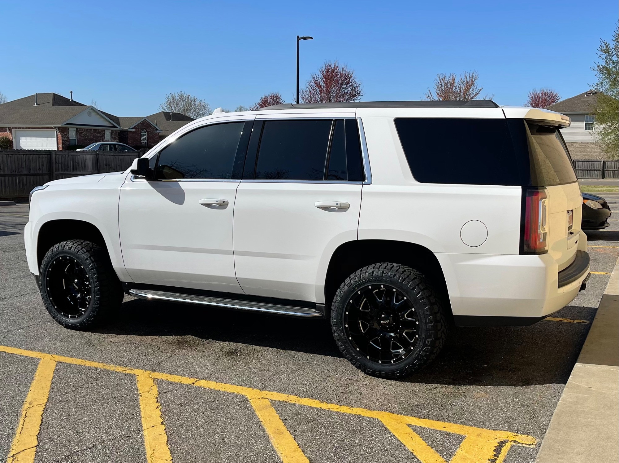 2017 GMC Yukon with Ultra Hunter wheels