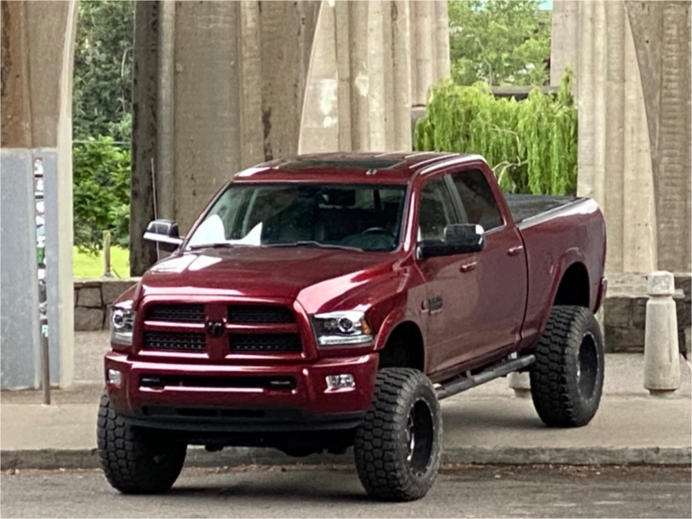 What Wheels and Tires Best Fit a Fourth Generation Ram 3500?