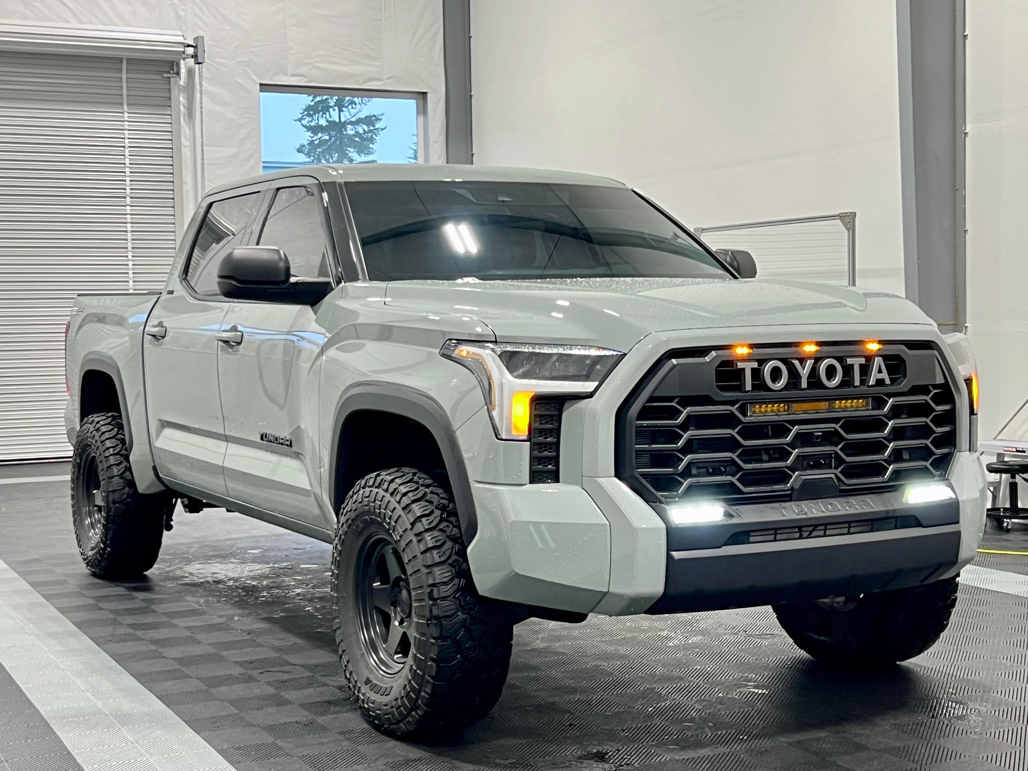 2023 Toyota Tundra SR5 with Kenda Klever R/T tires