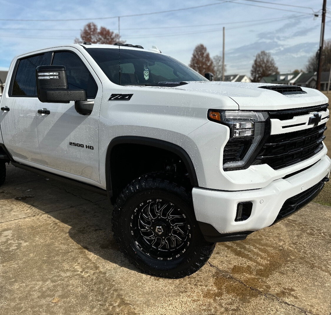2024 Chevy Silverado 2500 HD LTZ with TIS 544B wheels and Rough Country Suspension