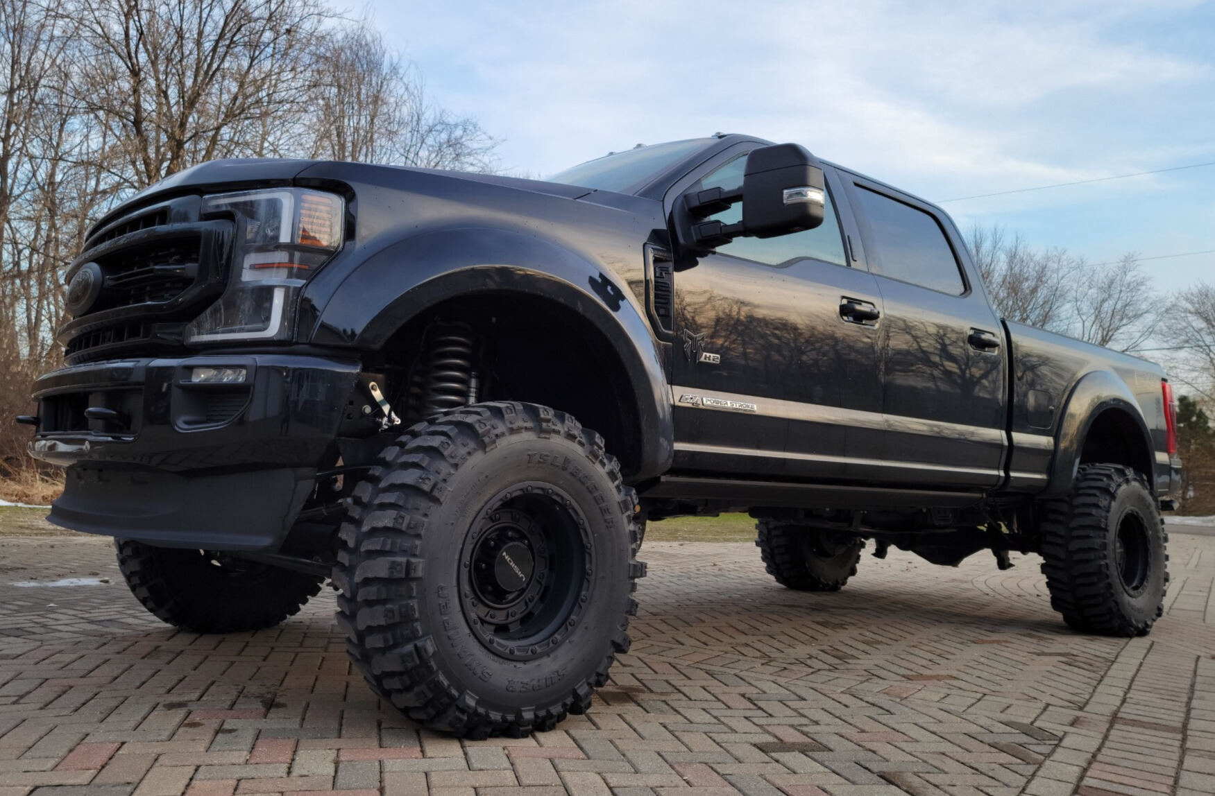 2021 Ford F-250 with Vision Tactical wheels and Super Swamper TSL Bogger tires