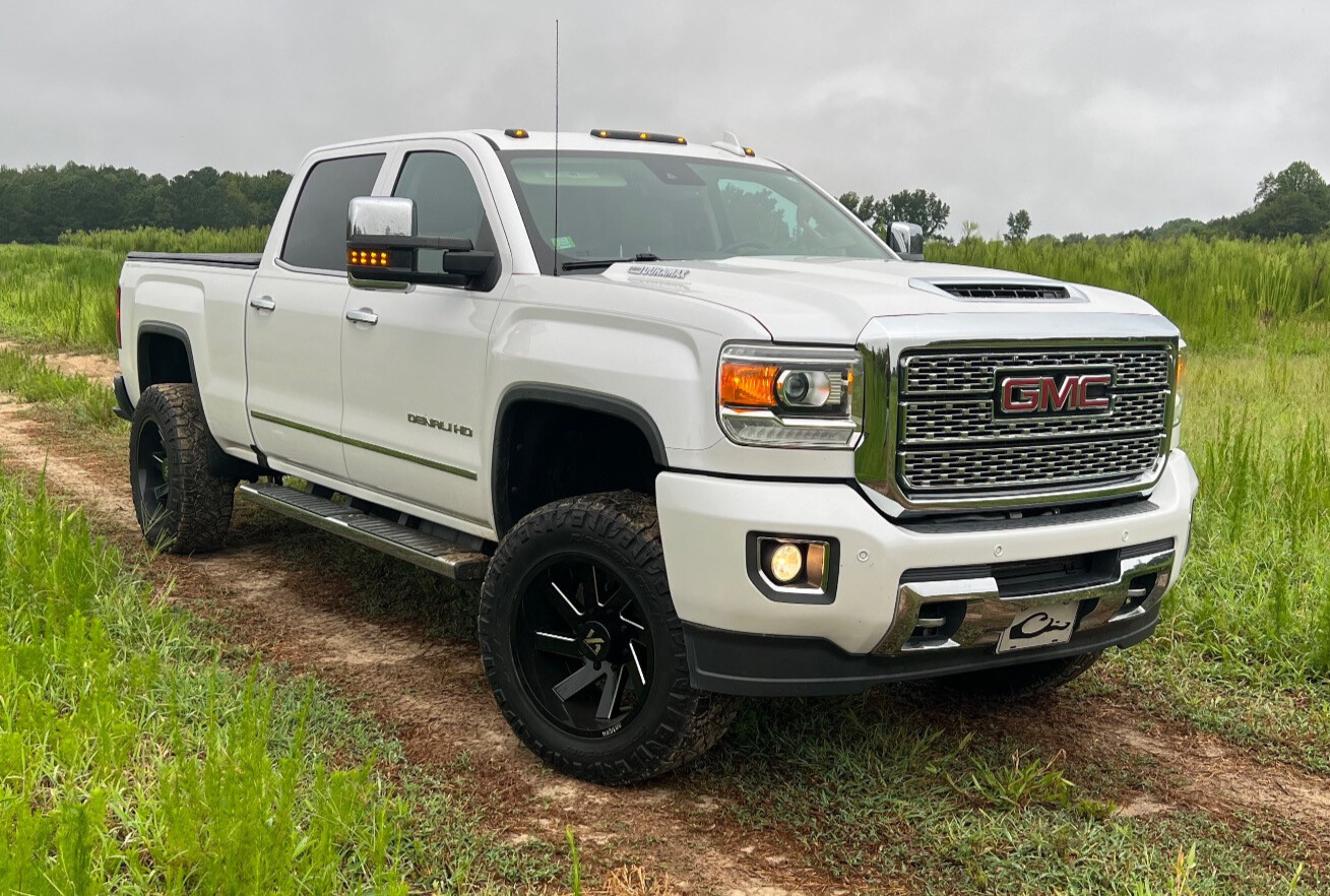 2019 GMC Sierra 2500 Denali with Arkon Off-Road Lincoln wheels and Nitto Ridge Grappler tires