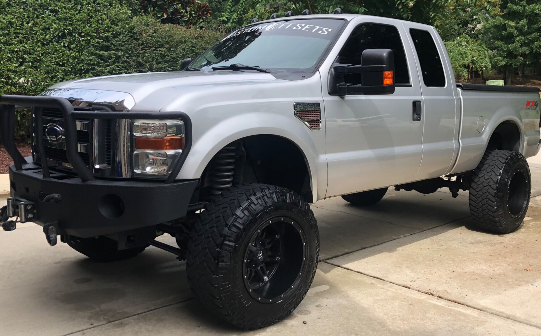 2010 Ford F-250 with Fuel Hostage wheels and Nitto Trail Grappler tires