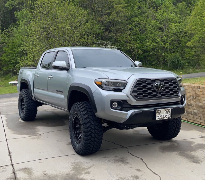 2022 Toyota Tacoma TRD with TIS TT1 tires and Rough Country Suspension Lift