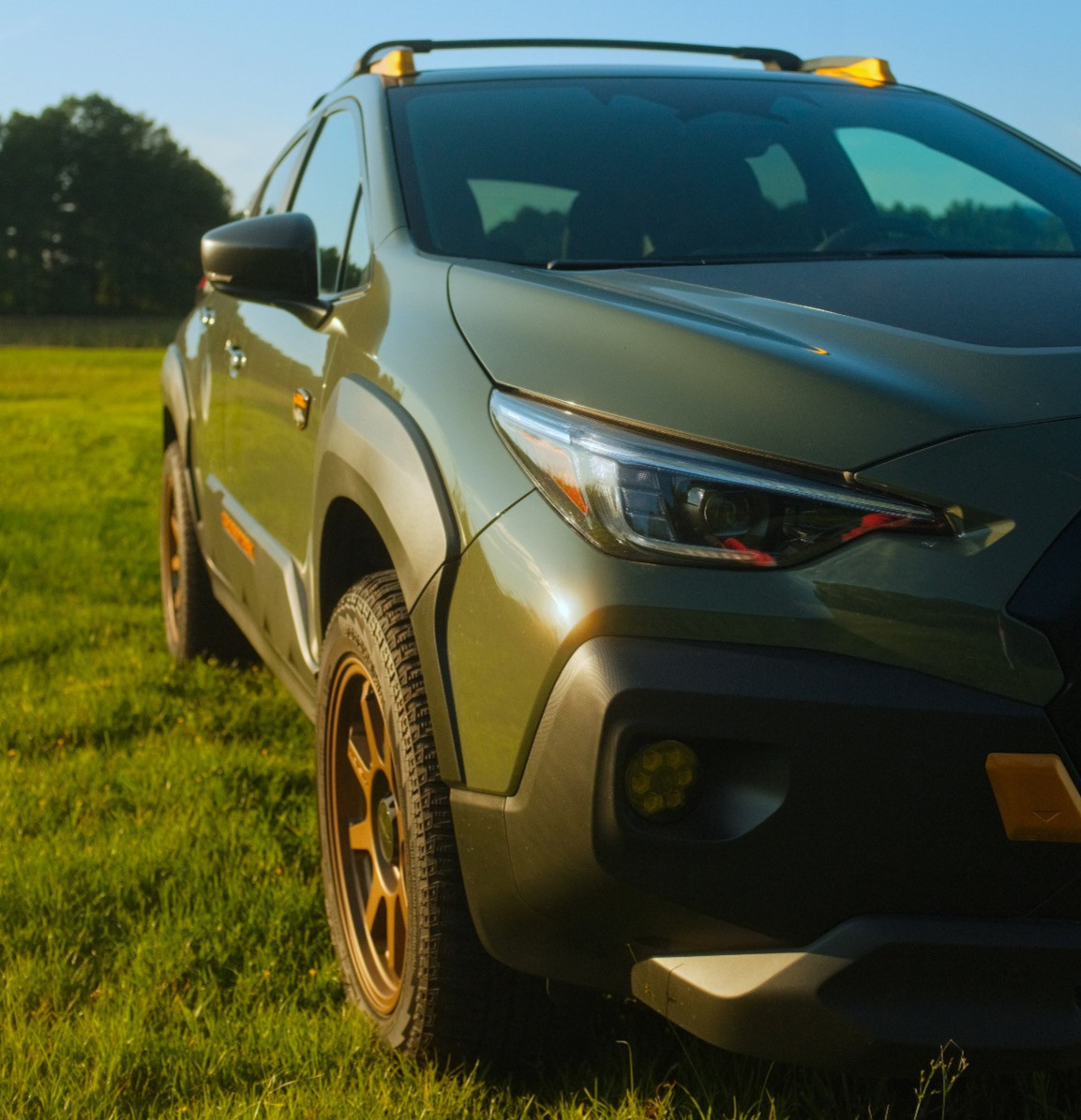 wheels and tires on 2025 subaru crosstrek