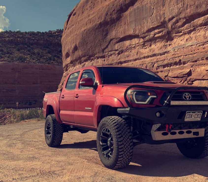 2014 Toyota Tacoma with Fuel Assault wheels