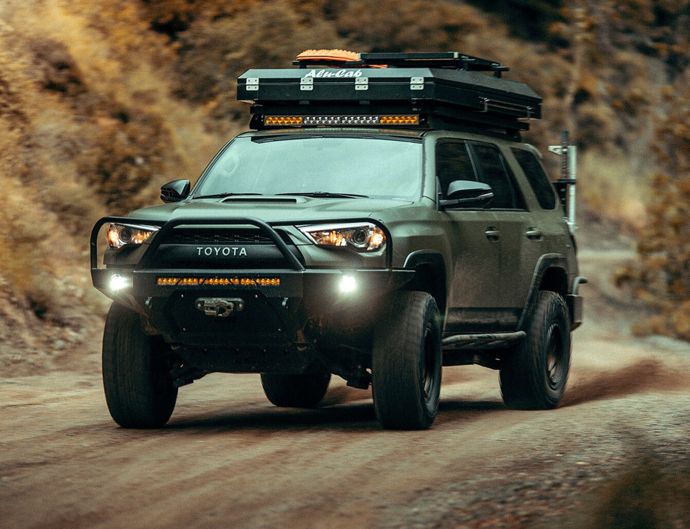 2018 Toyota 4Runner with Fifteen52 Traverse wheels and BFGoodrich Mud-Terrain T/A KM3 tires