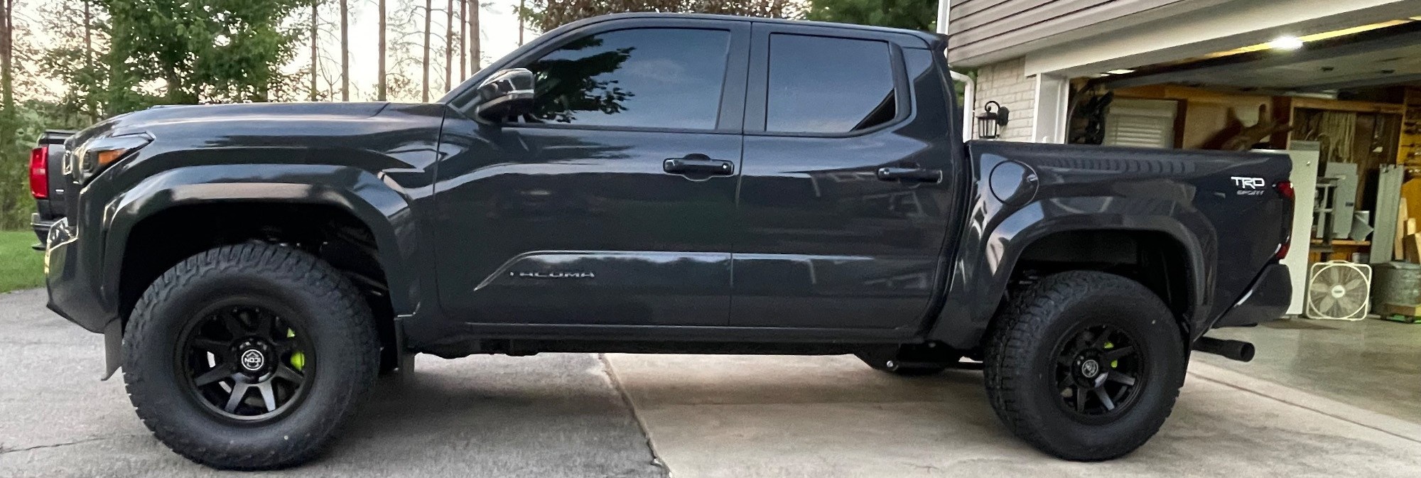 profile view of black toyota tacom