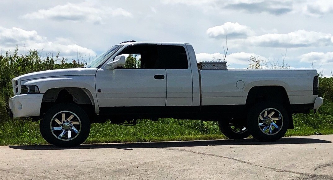 profile view of silver dodge ram 2500 custom offsets