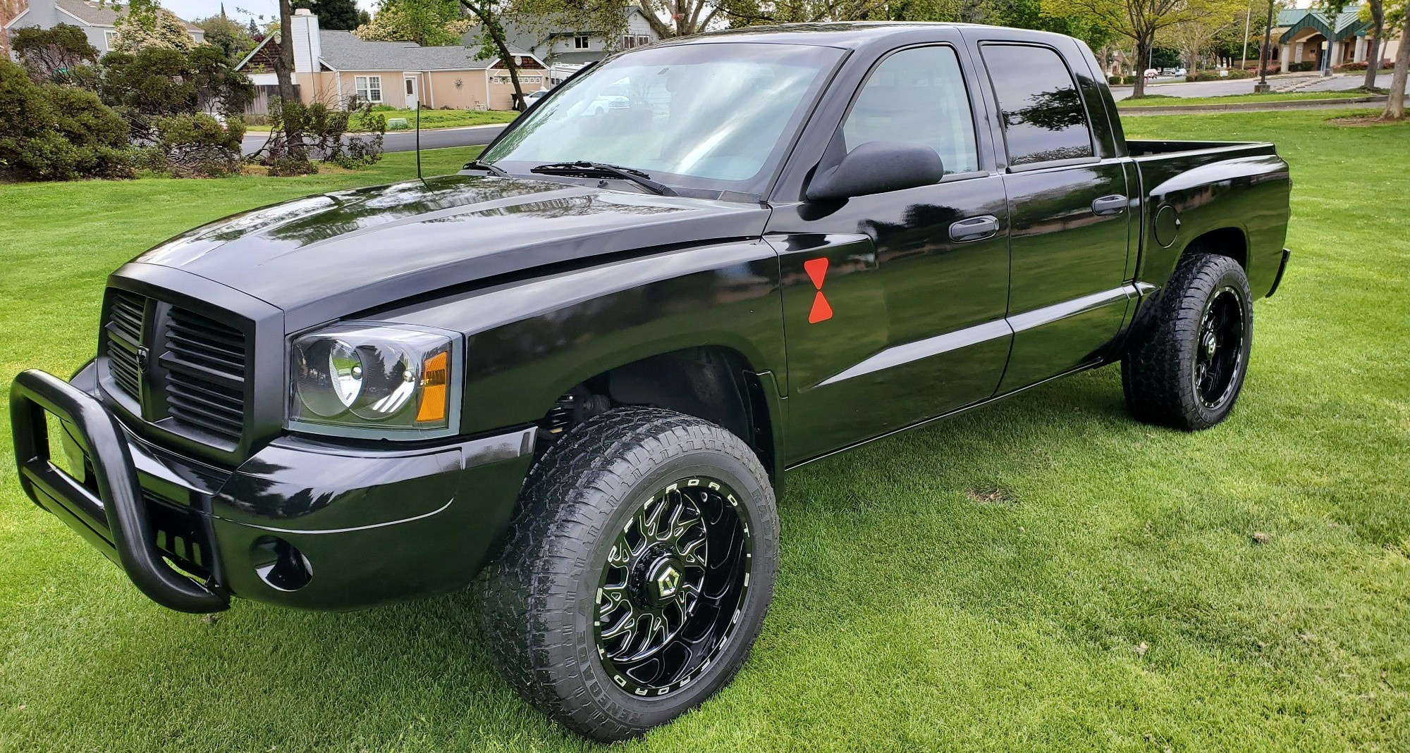 Profile view of Dodge Dakota