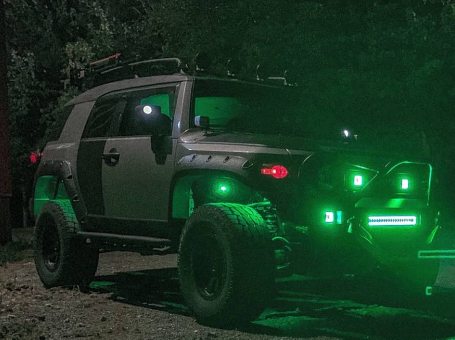 2010 Toyota FJ Cruiser with Pro Comp Series 36 wheels and Fox Suspension Lift