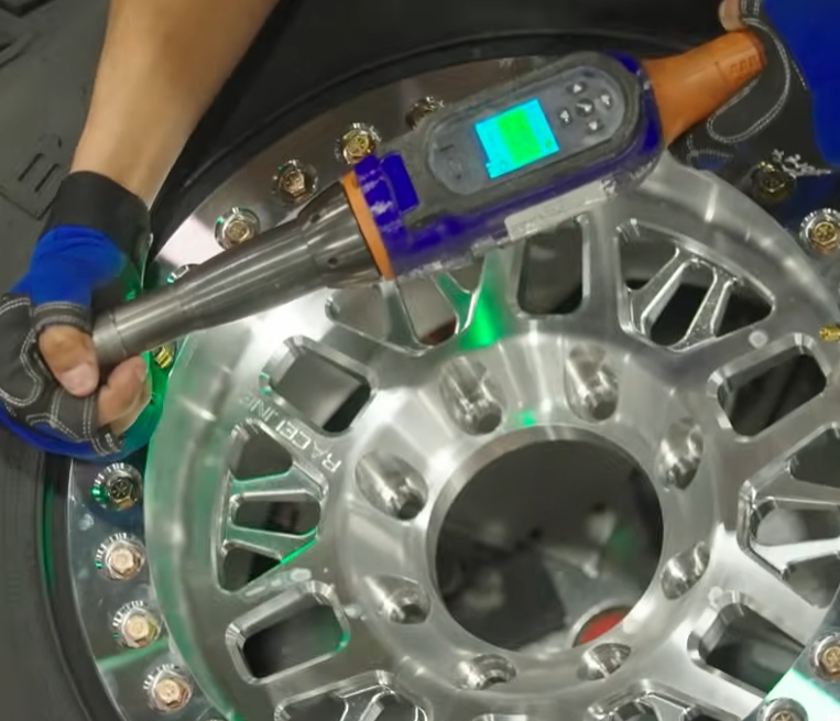 Invader Beadlock Wheel being retorqued